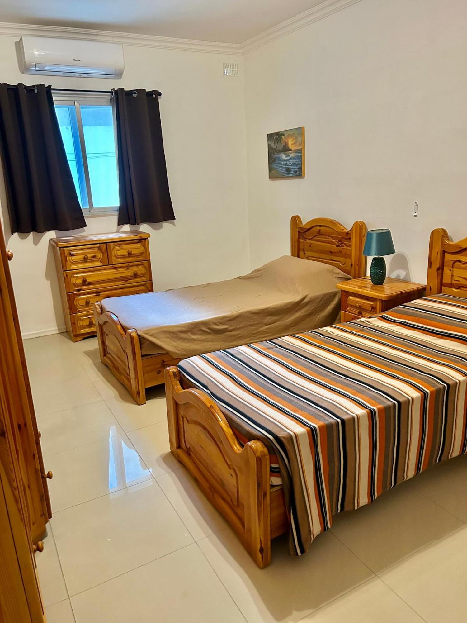 Beach Front 3-Bedroom Holiday Home Mellieħa Eksteriør billede