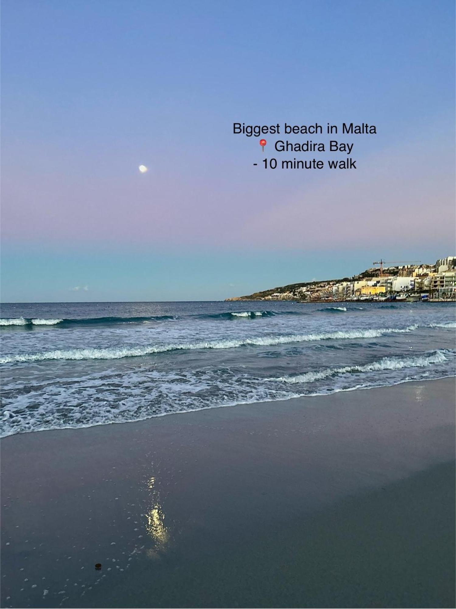 Beach Front 3-Bedroom Holiday Home Mellieħa Eksteriør billede