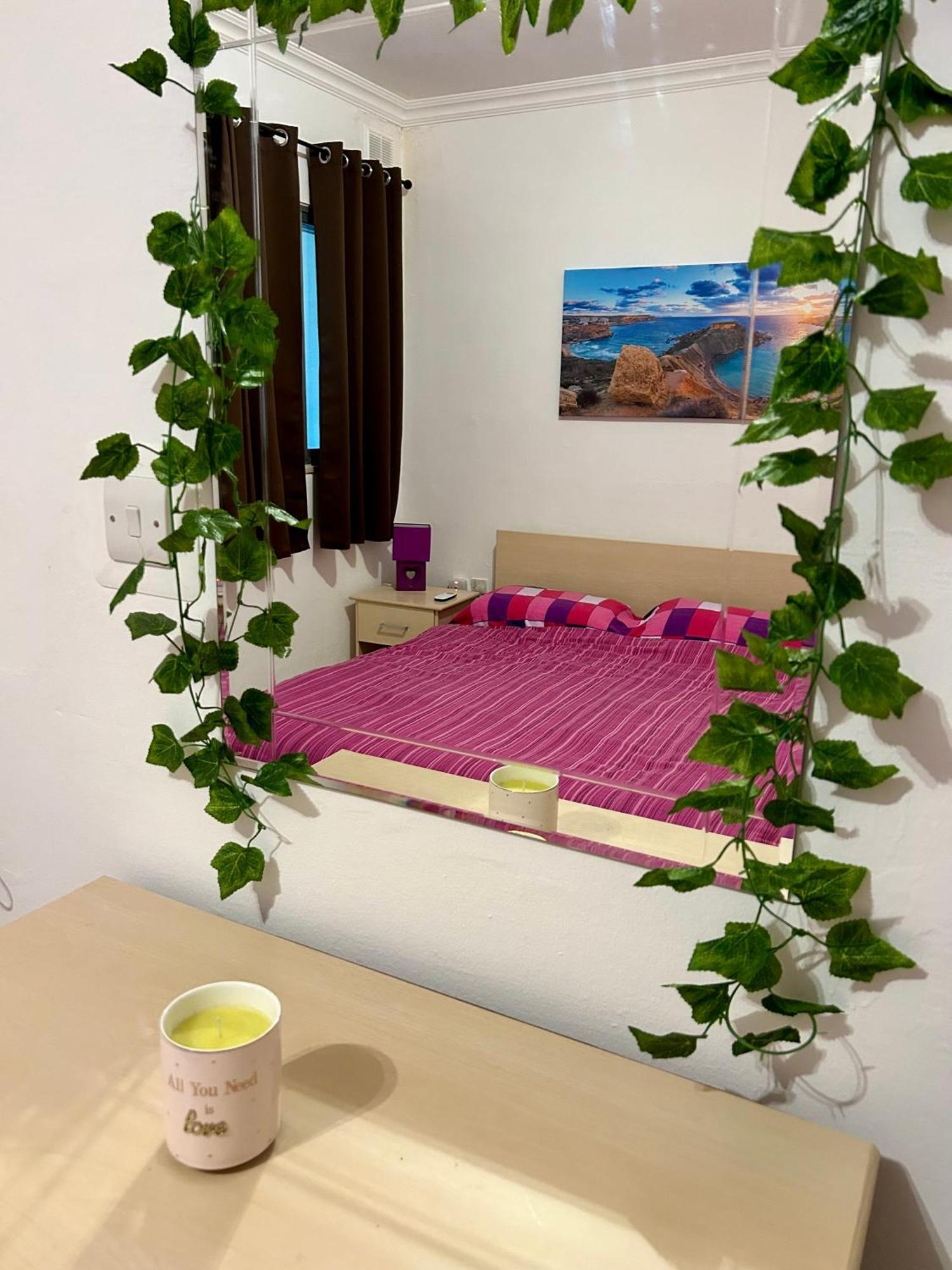 Beach Front 3-Bedroom Holiday Home Mellieħa Eksteriør billede
