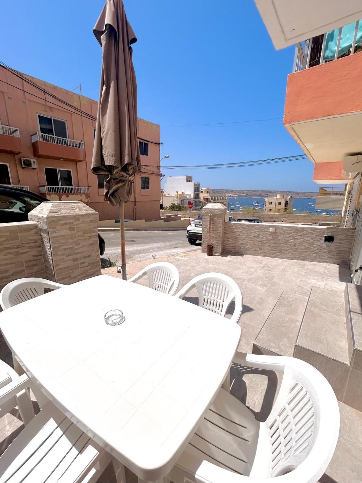 Beach Front 3-Bedroom Holiday Home Mellieħa Eksteriør billede